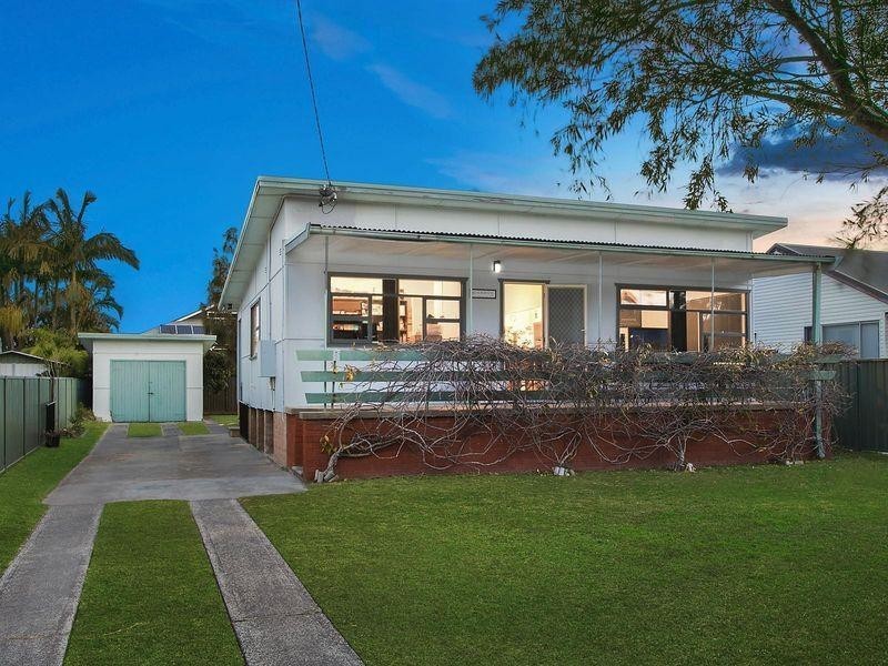 9 Coogee Avenue, The Entrance North NSW 2261