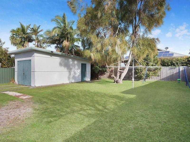 9 Coogee Avenue, The Entrance North NSW 2261