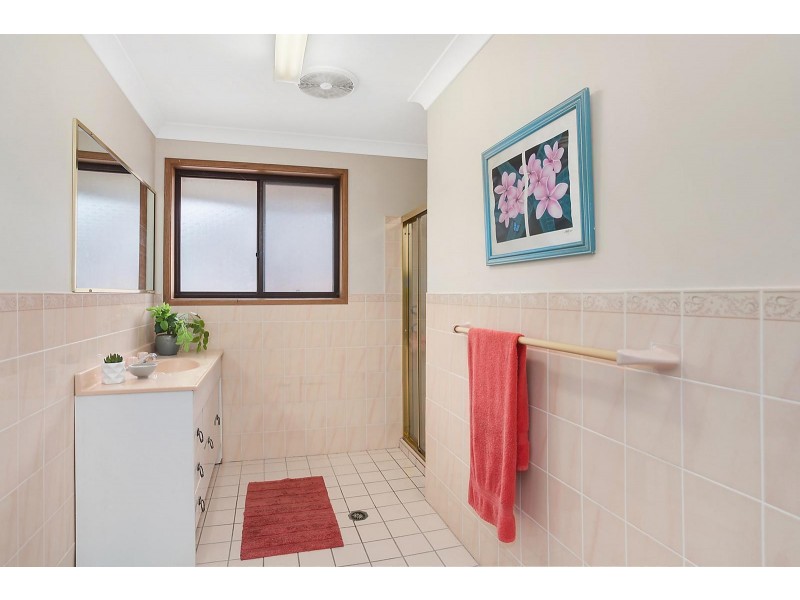 3 Talara Avenue, Bateau Bay NSW 2261