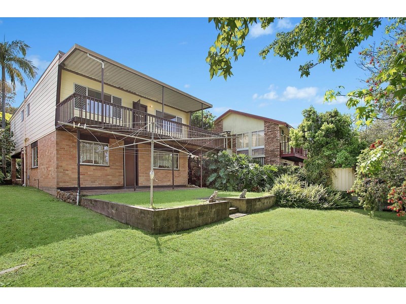 50 Platypus Road, Berkeley Vale NSW 2261