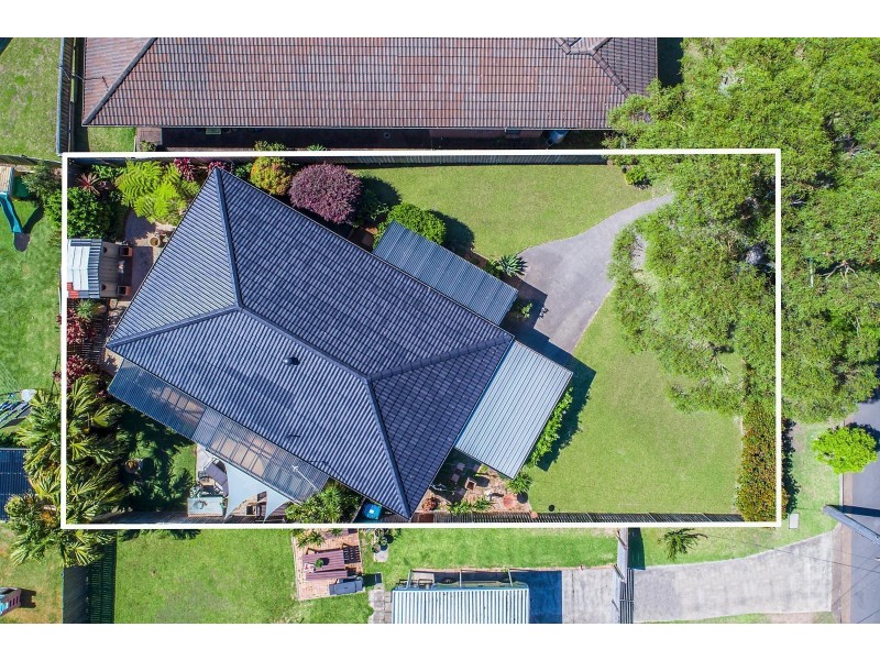 133 Cresthaven Avenue, Bateau Bay NSW 2261