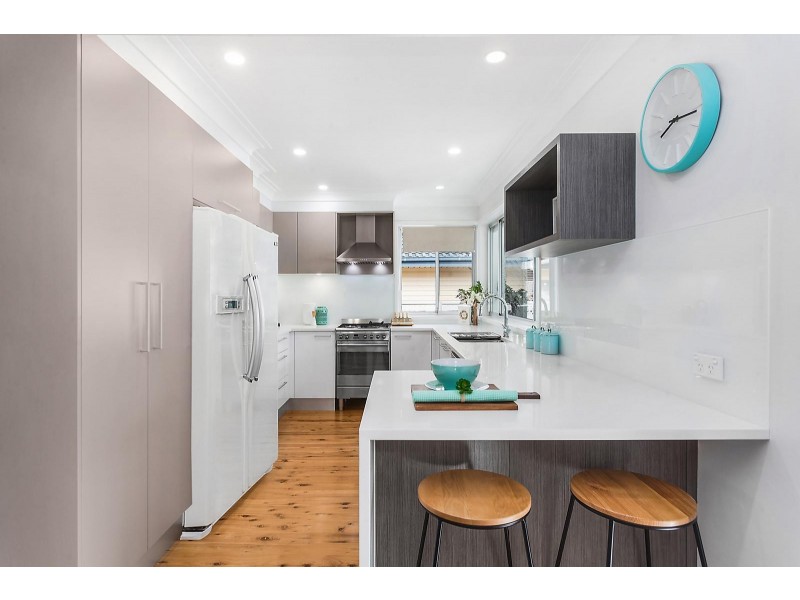 39 Laguna Parade, Berkeley Vale NSW 2261