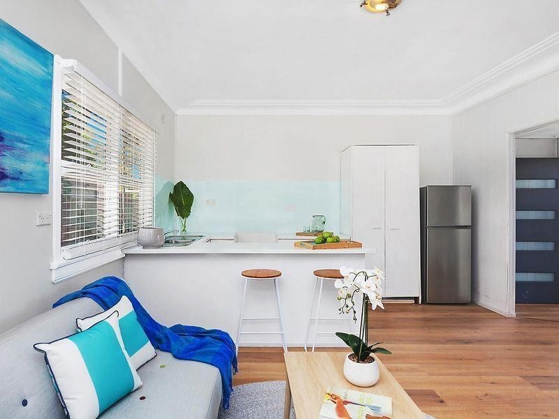 63 Kerry Crescent, Berkeley Vale NSW 2261