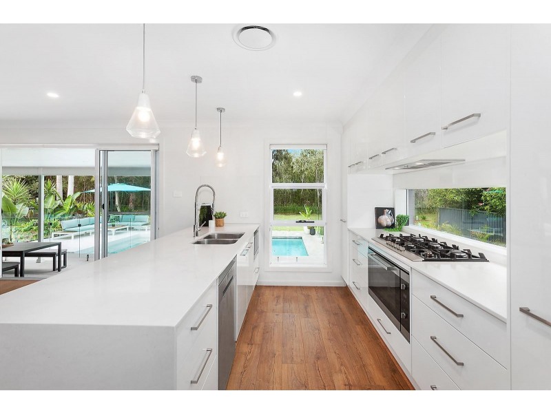 14 The Peninsula, Killarney Vale NSW 2261