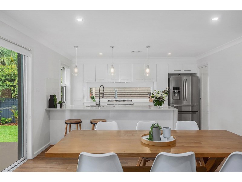 14 The Peninsula, Killarney Vale NSW 2261