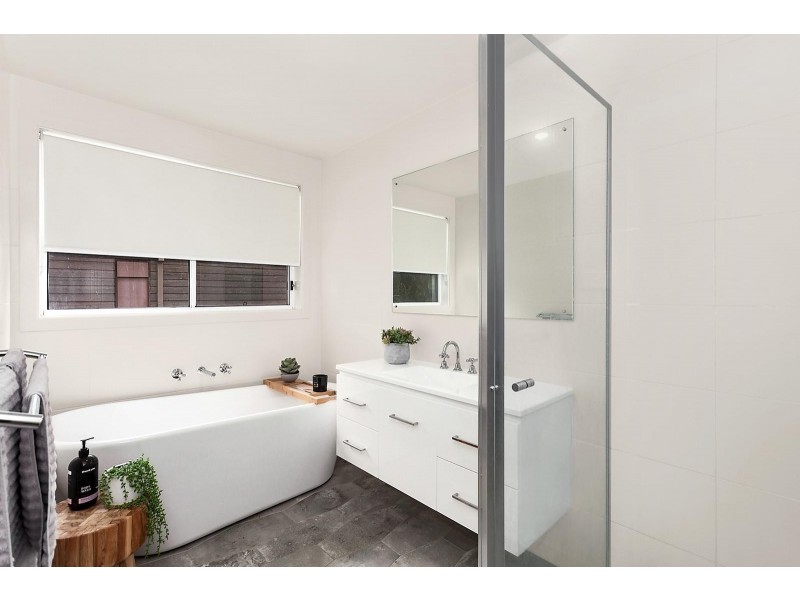 14 The Peninsula, Killarney Vale NSW 2261