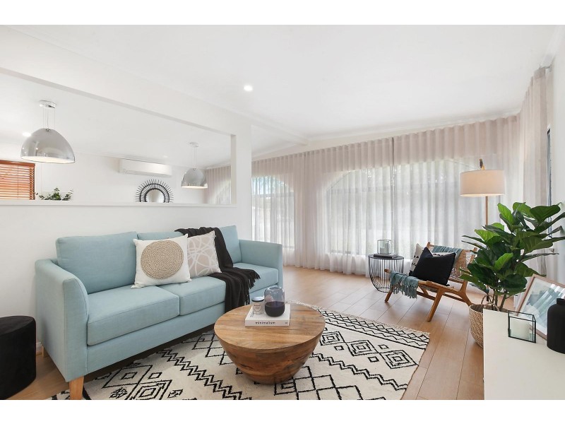 13 Bayline Drive, Point Clare NSW 2250