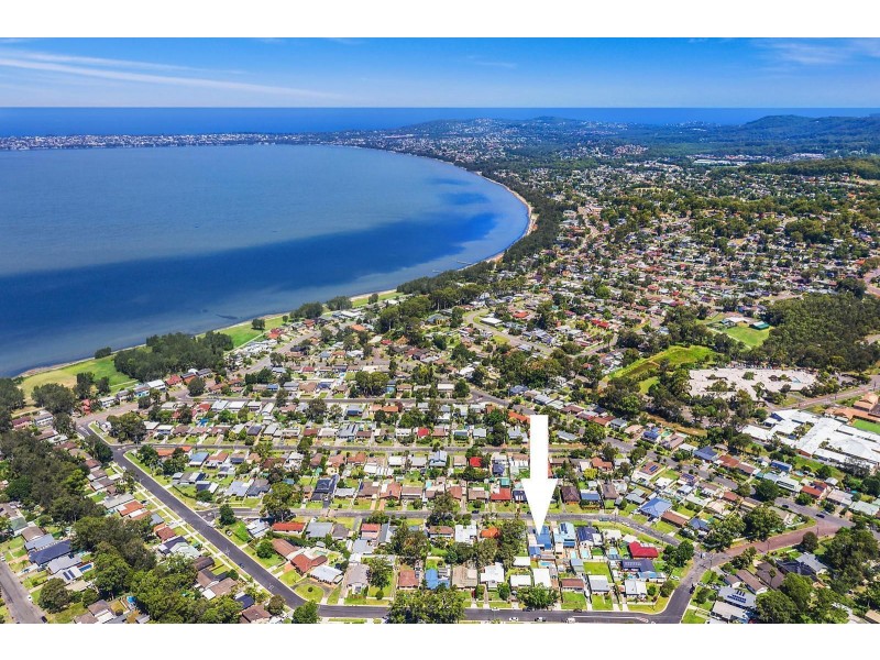 21 Buckingham Road, Berkeley Vale NSW 2261