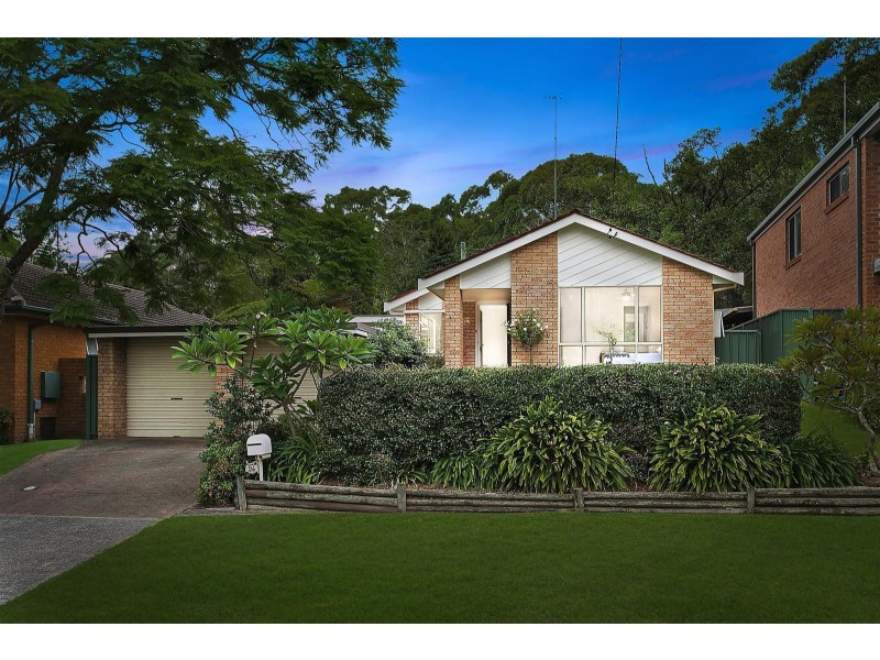 94 Albatross Road, Berkeley Vale NSW 2261