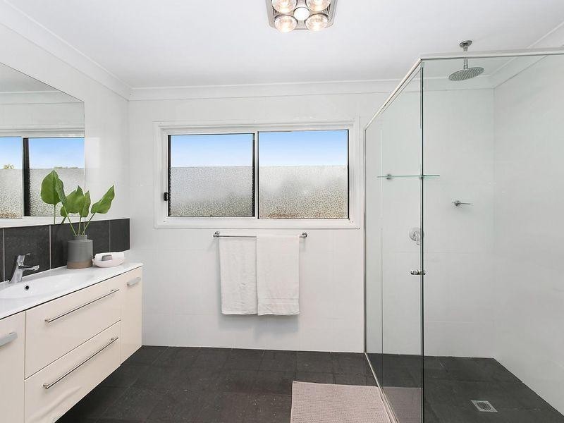 45 Platypus Road, Berkeley Vale NSW 2261