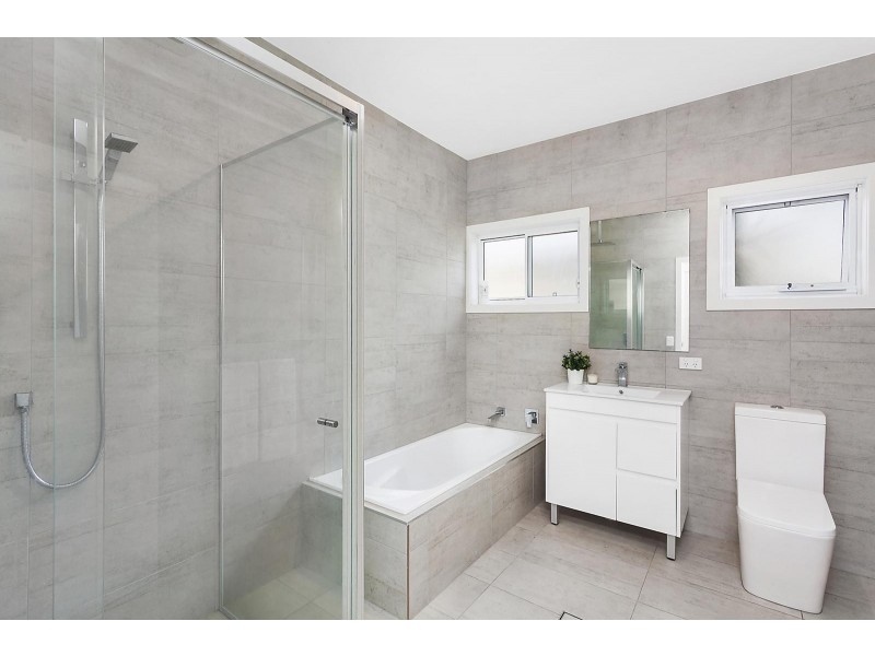 4/10 Boondilla Road, The Entrance NSW 2261