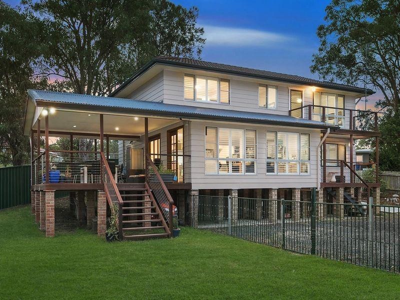 8 Scullin Place, Berkeley Vale NSW 2261