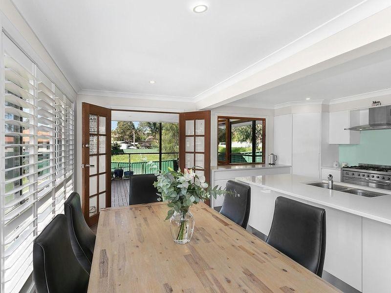 8 Scullin Place, Berkeley Vale NSW 2261