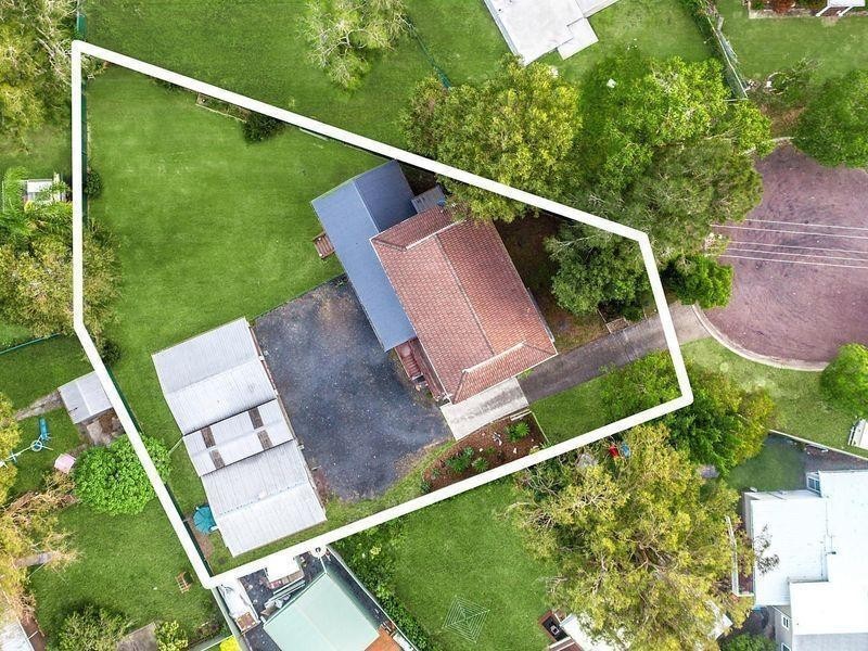 8 Scullin Place, Berkeley Vale NSW 2261