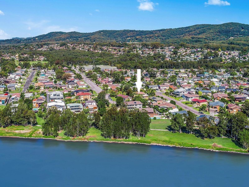 51 Hinemoa Avenue, Killarney Vale NSW 2261