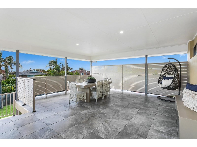 34 Bay Road, Blue Bay NSW 2261