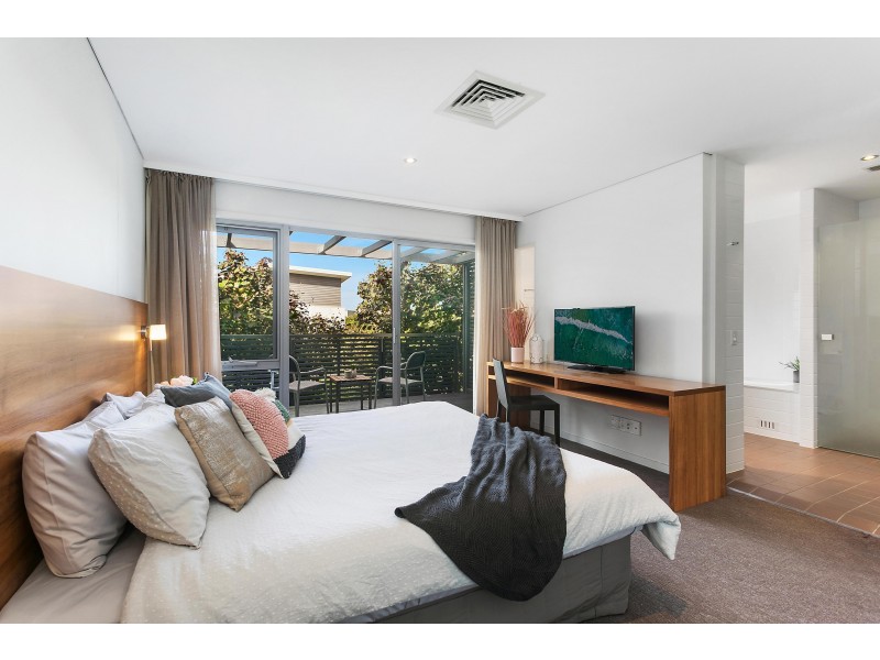 402/3 Turnberry Avenue, Magenta NSW 2261