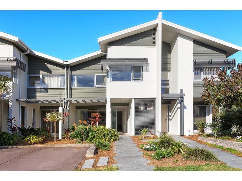 402/3 Turnberry Avenue, Magenta NSW 2261