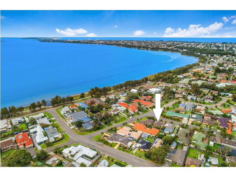 1A Davidson Avenue, Killarney Vale NSW 2261