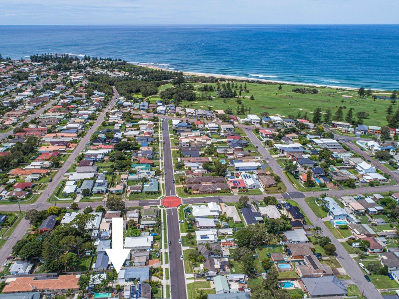 64 McLachlan Avenue, Long Jetty NSW 2261