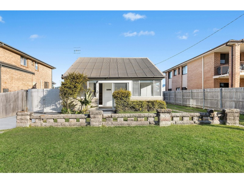 21 Stewart Street, The Entrance North NSW 2261