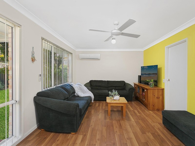 3 Carrington Close, Berkeley Vale NSW 2261