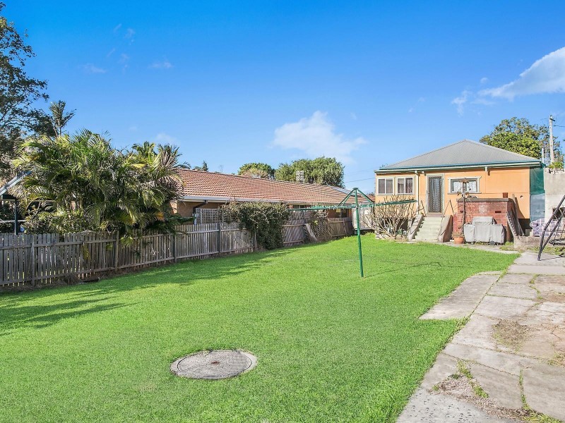 33 Greenacre Avenue, Lake Munmorah NSW 2259