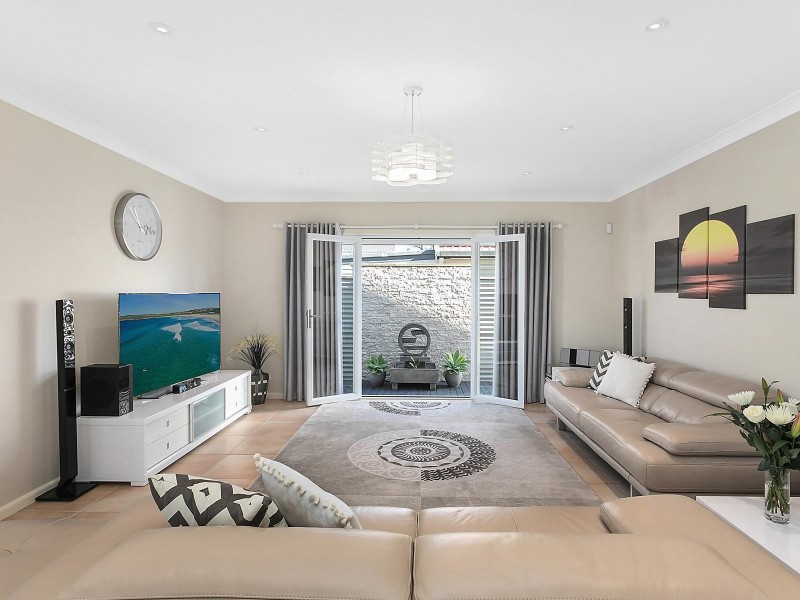 27 Manly Parade, The Entrance North NSW 2261
