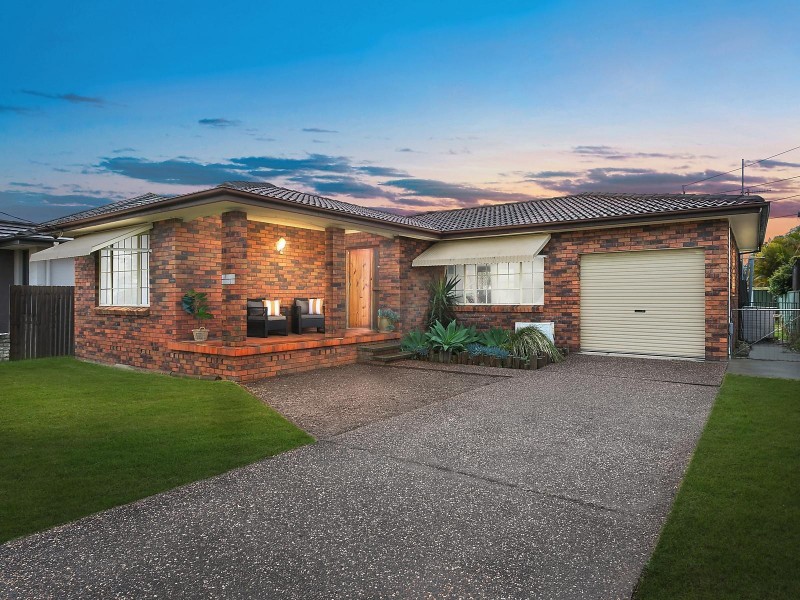 48 Tasman Avenue, Killarney Vale NSW 2261
