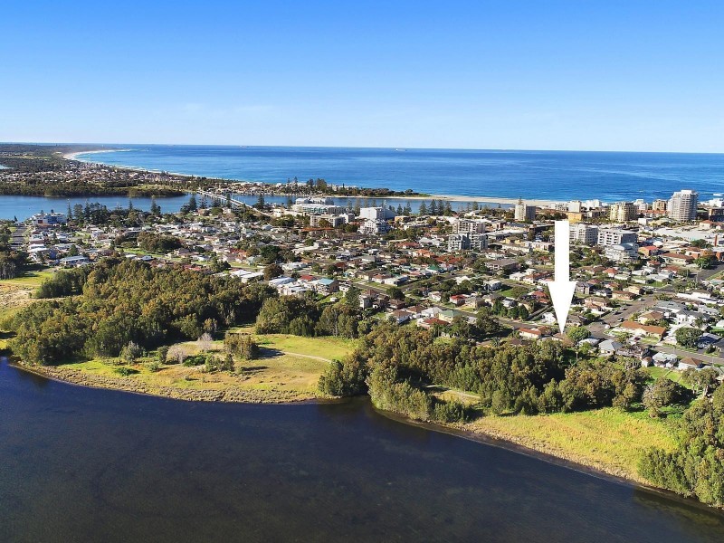 77 Lakeside Parade, The Entrance NSW 2261