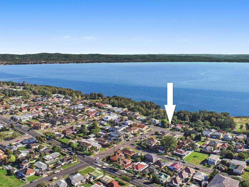 79 Lakeside Parade, The Entrance NSW 2261