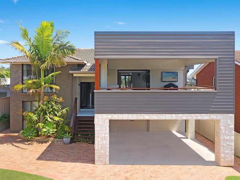 8 Lavinia Street, Forresters Beach NSW 2260