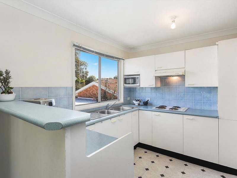 9 Tenth Avenue, Budgewoi NSW 2262