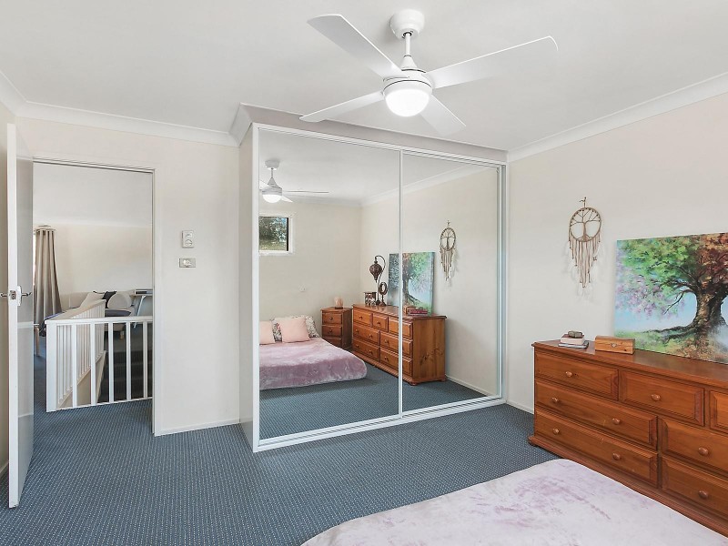 9 Tenth Avenue, Budgewoi NSW 2262