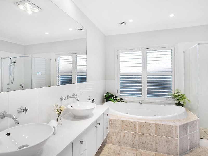 145 Ocean Parade, Blue Bay NSW 2261