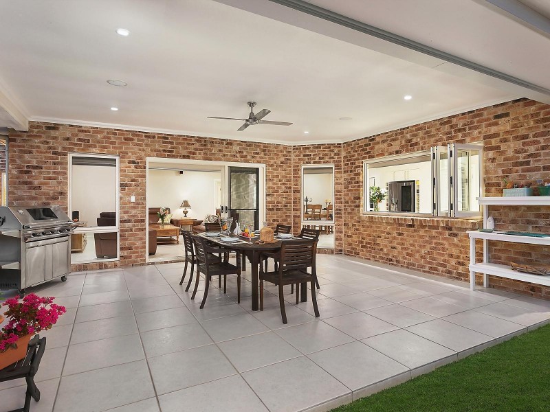 145 Ocean Parade, Blue Bay NSW 2261