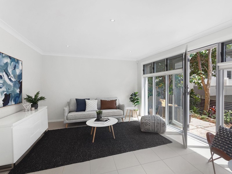 5/240 Terrigal Drive, Terrigal NSW 2260