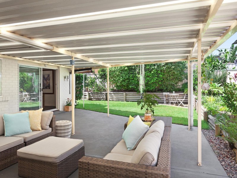 22 Scarborough Place, Bateau Bay NSW 2261