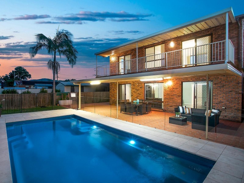 7 Clare Crescent, Berkeley Vale NSW 2261