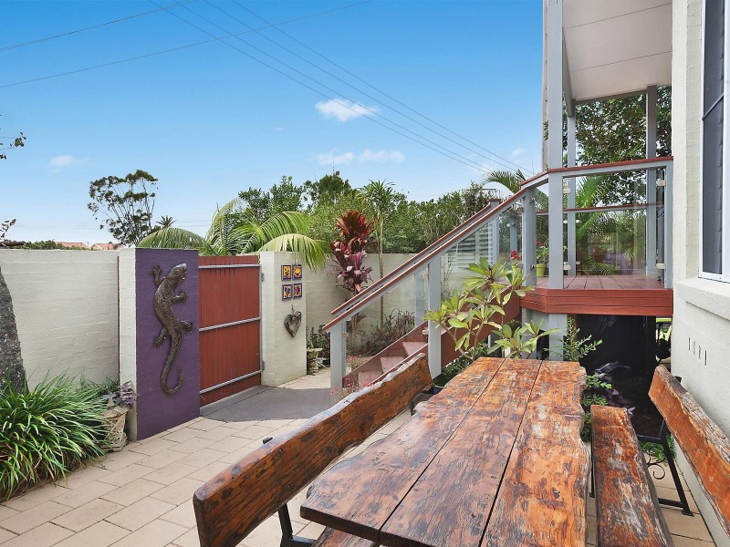2/82 Hutton Road, The Entrance North NSW 2261