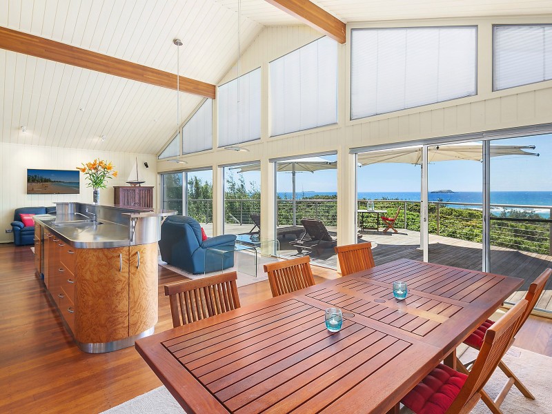 16a Elouera Drive, Sapphire Beach NSW 2450