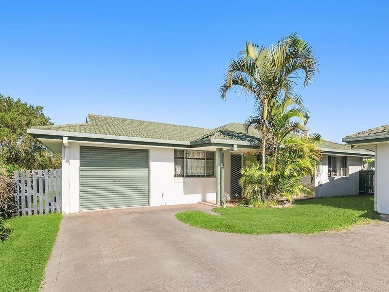 1 & 2/21 Eeley Close, Coffs Harbour NSW 2450