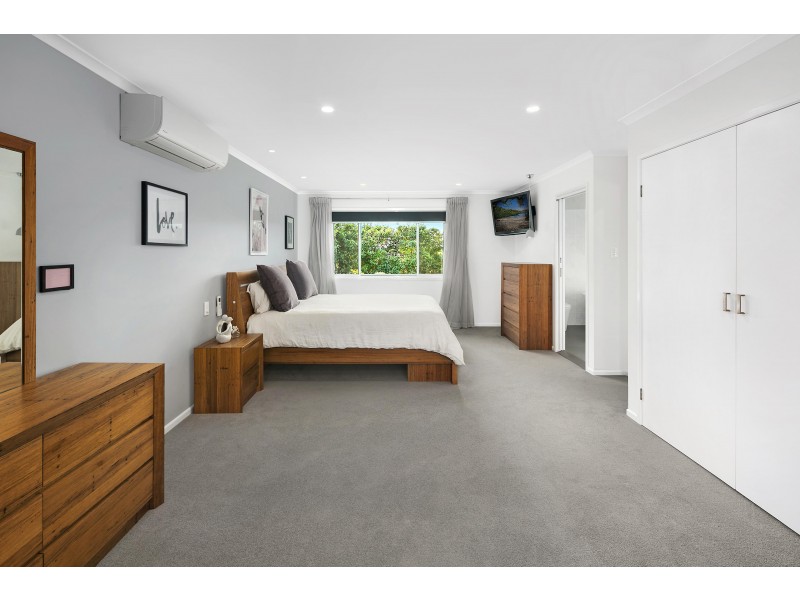 11 Headland Road, Sapphire Beach NSW 2450