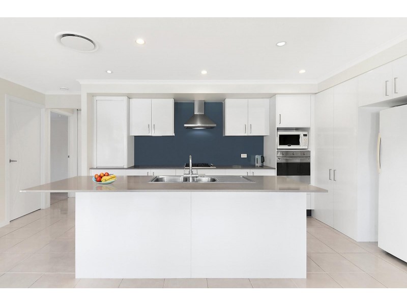 3 Pearl Place, Sandy Beach NSW 2456