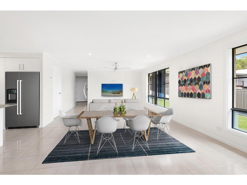 3 Pearl Place, Sandy Beach NSW 2456