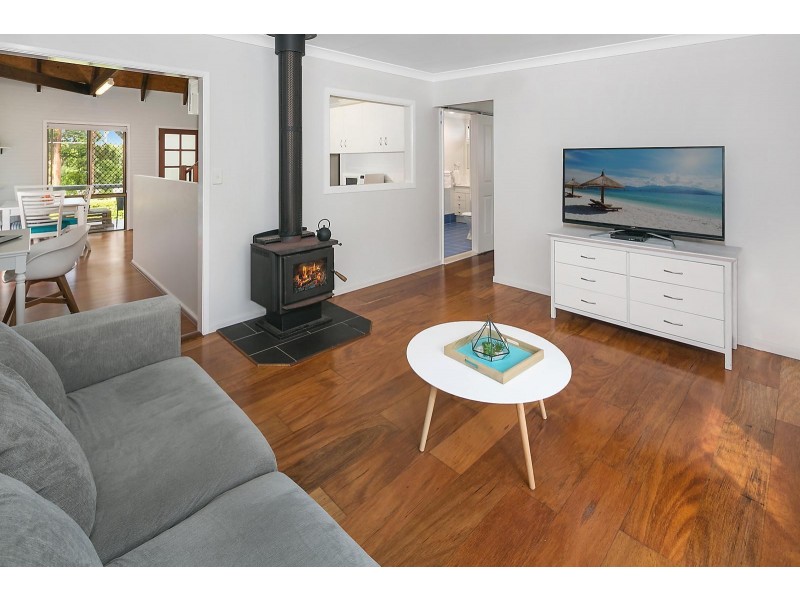 33 Diamond Head Drive, Sandy Beach NSW 2456