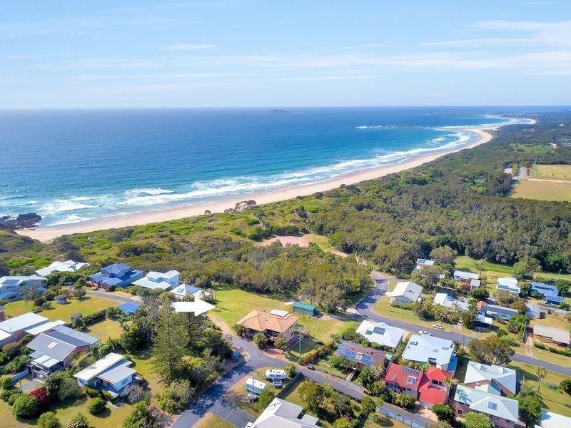 55 Cassia Lane, Woolgoolga NSW 2456