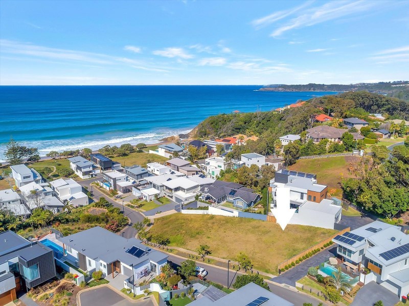 8 Beachview Drive, Sapphire Beach NSW 2450