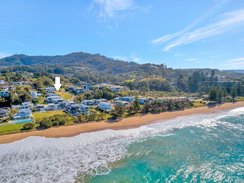 8 Beachview Drive, Sapphire Beach NSW 2450