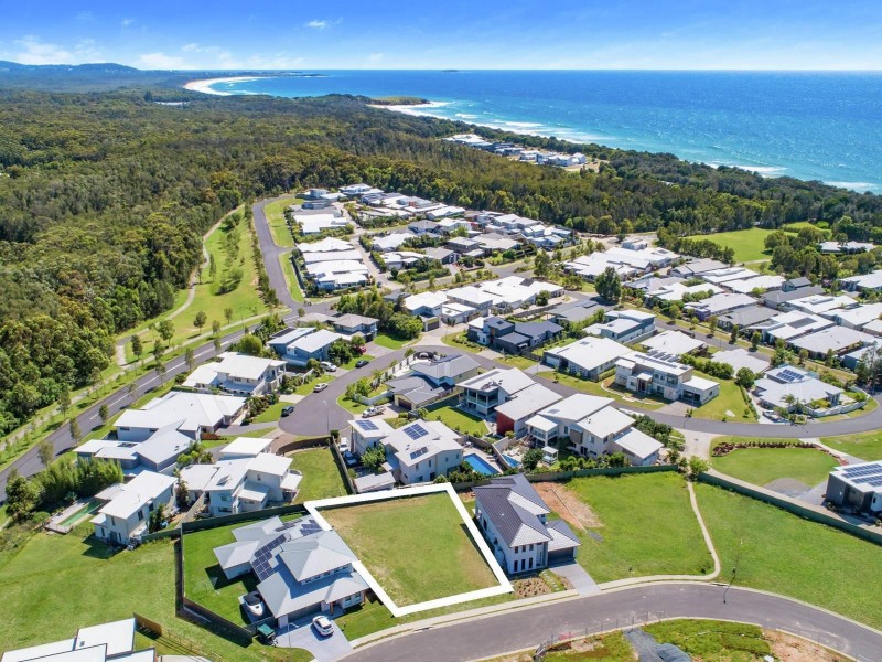 21 Grandview Close, Sapphire Beach NSW 2450